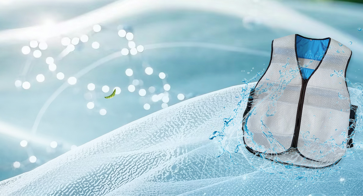 Abbigliamento con raffreddamento evaporativo